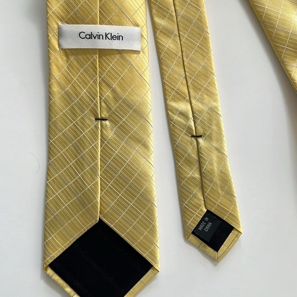 Tie Bundle Van Heusen, Calvin Klein, Stafford (3) - Picture 5 of 7